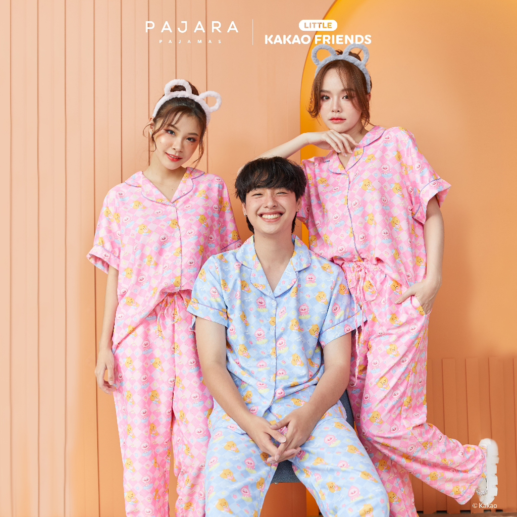 ชุดนอน PAJARA PAJAMAS (Premium) รหัส KF-0011-4 LKKF ลาย Little Apeach X Little Ryan Col 2 (เสื้อแขนสั้น ขาสั้น สีชมพู ฟรีไซส์)