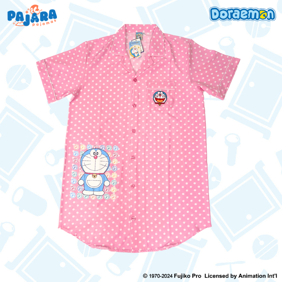 ชุดนอน PAJARA PAJAMAS (Lite) รหัส DRM-0225 ลาย โดราเอม่อนจุด (ชุดแซกกระโปรง สีชมพู ฟรีไซส์)