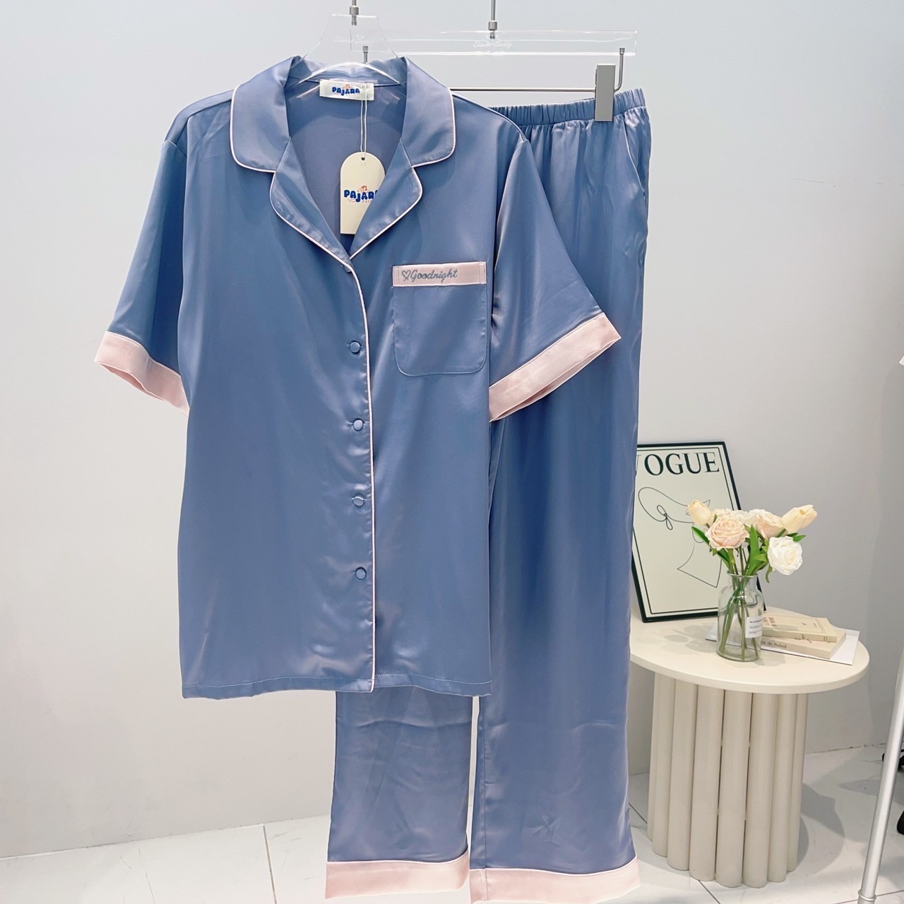 ชุดนอน PAJARA PAJAMAS (Premium) รหัส PJRCH-SL-1023 อกปักลายหัวใจ แขนสั้น-ขายาว สีเทา