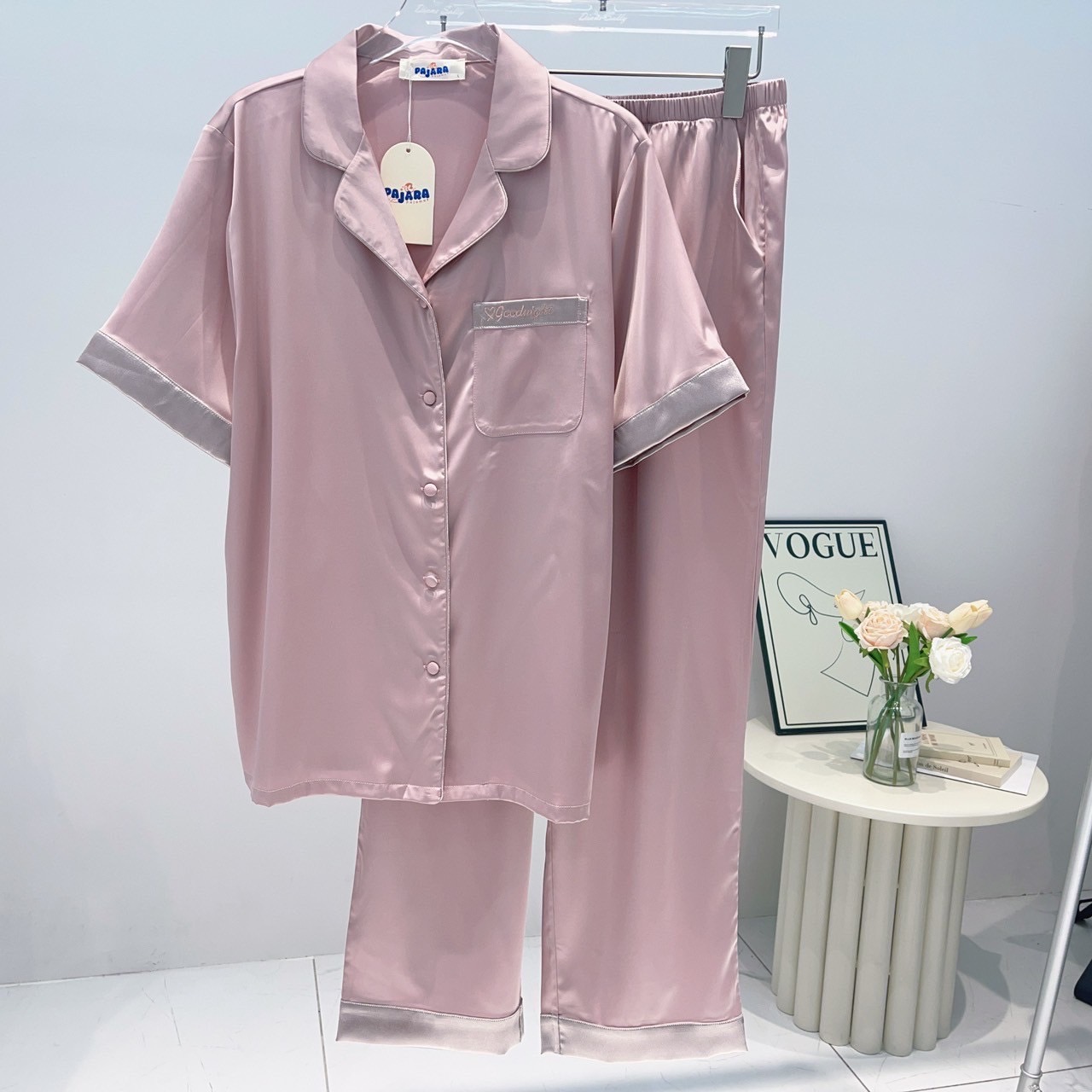 ชุดนอน PAJARA PAJAMAS (Premium) รหัส PJRCH-SL-1023 อกปักลายหัวใจ แขนสั้น-ขายาว สีชมพู