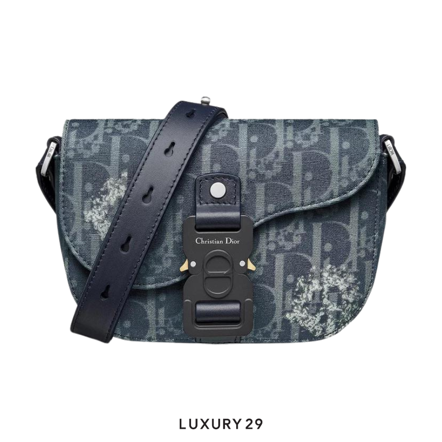 【★国内発送★】DIOR オブリーク TEARS SADDLE バッグ Buy Dior x Denim Tears Saddle Bag 'Blue' - 1ADPO093DDO H560